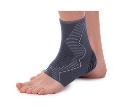 Бандаж для голеностопа EasyFit фиксатор эластичный размер S-M